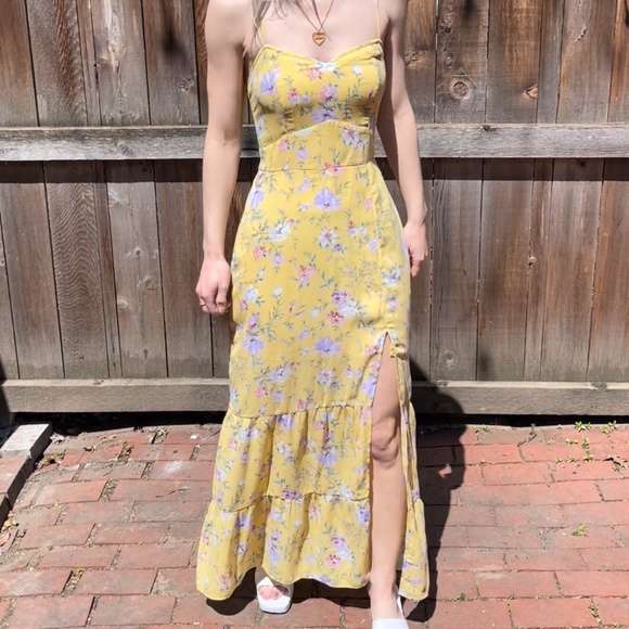 Abercrombie & Fitch Best Dressed Guest Yellow Floral Print Tiered Maxi Dress - Picture 4 of 5